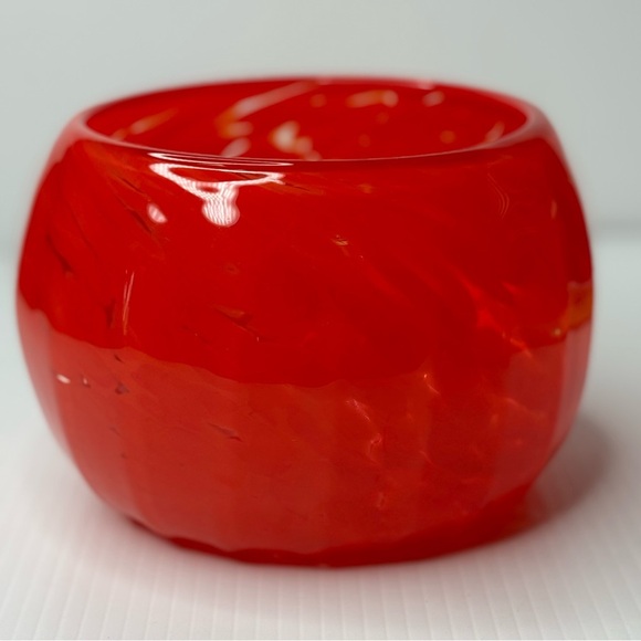 Decorative Hand Blown Studio Glass Art Bowl, Red Orange Swirl Etched Signature - Picture 2 of 11